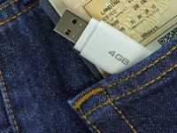USB dính lỗ hổng bảo mật cực nguy hiểm