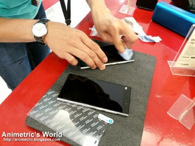 momax-mi3-screen-protector4-2783-1406088