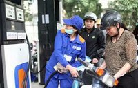 Giảm giá xăng lần thứ 5 