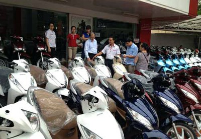 xe-máy, thị-trường, đại-lý-xe-máy, ủy-nhiệm, tiêu-thụ, cửa-hàng, bán-hàng, tăng-giá xe-máy, thị-trường, đại-lý-xe-máy, ủy-nhiệm, tiêu-thụ, cửa-hàng, bán-hàng, tăng-giá