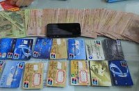 Hà Nội: Bắt giữ đối tượng người Trung Quốc làm giả thẻ rút hơn 1.000 tỉ đồng 