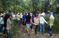  Nữ nhân viên tiệm vàng chết trong rừng