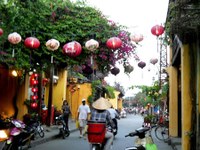 Đắm chìm trong phố Hội!