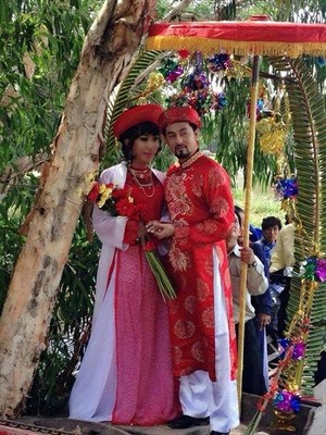 Từ “đồng tính” đến tình… một đống