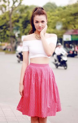 Hồng Quế, Ngọc Trinh, đắt show, hư hỏng Hồng Quế, Ngọc Trinh, đắt show, hư hỏng