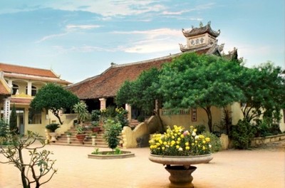 chùa Bồ Đề, ấn tượng trong tuần, ĐH Hoa Sen, Kỳ Duyên, Ấn tượng cuối tuần, đại học, điểm thi, trẻ sơ sinh, con nuôi, Phật giáo, Vu Lan