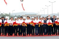 Chính thức thông xe đường cao tốc Nội Bài-Lào Cai