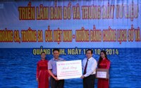 Tặng hệ thống quản lý tàu và thiết bị liên lạc cho ngư dân Quảng Ninh