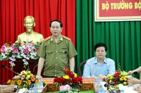 Bộ trưởng Trần Đại Quang kiểm tra công tác tại CA TPHCM và Công an tỉnh Long An: